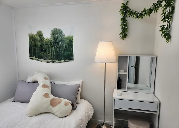 Sweethome, 2 & Beds By Kunkook Station Line2,7 Villa *